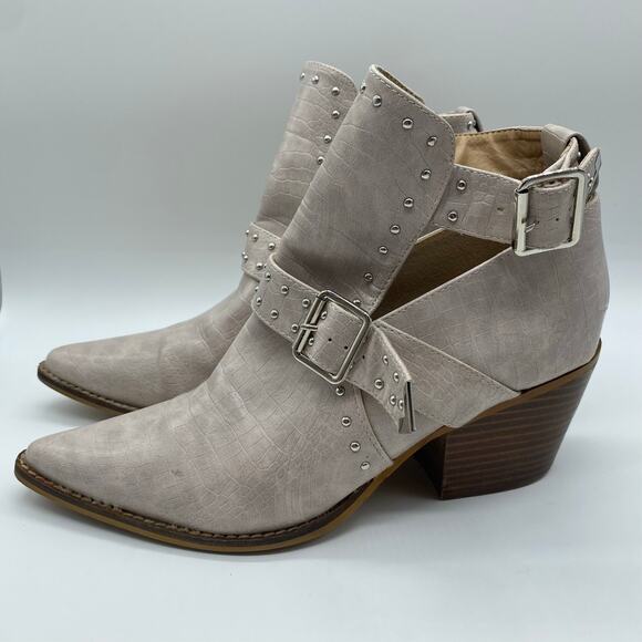 Arider Girl Cream Stud Buckle Crocodile Pointed Toe Block Heels Women's size 8.5 - Picture 3 of 10